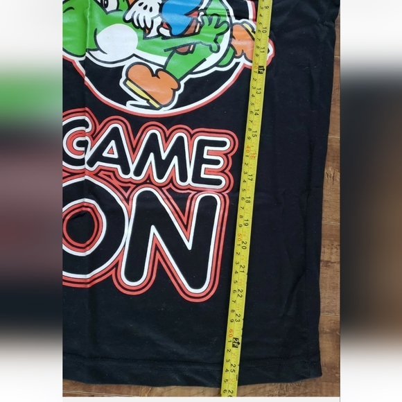 SUPER MARIO & Yoshi "GAME ON" Black Graphic OFFICIAL T-Shirt Women Sz Small - Picture 3 of 6
